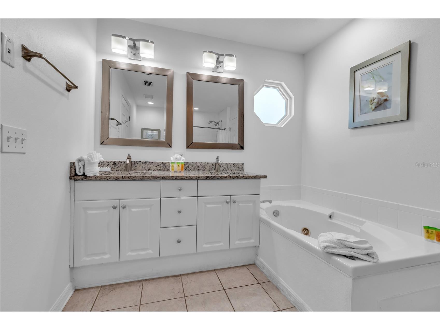 2300 Avenue B Bradenton Beach FL 34217 A4692706 image56