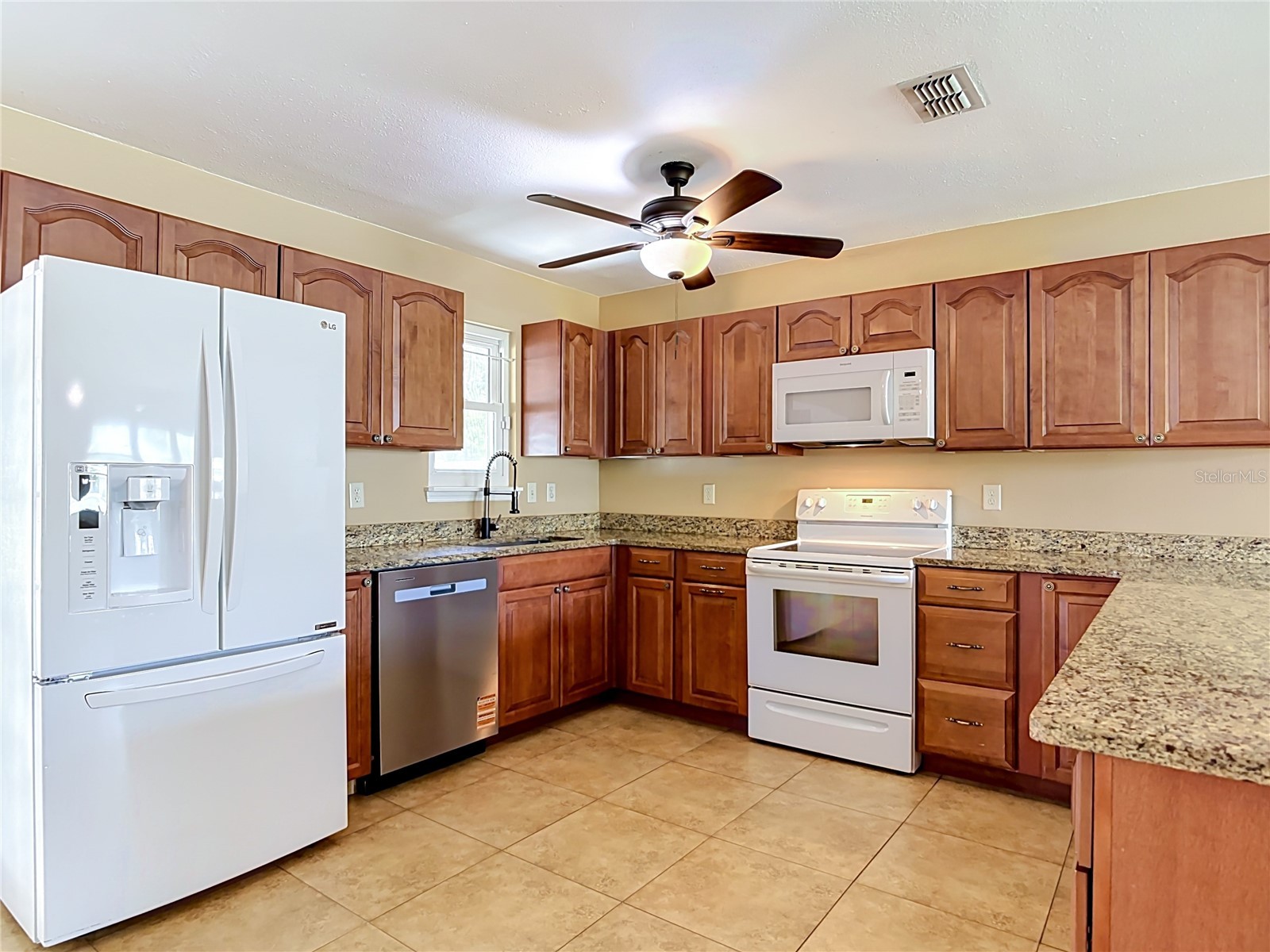 2300 Captain Drive Deltona FL 32738 O6424507 image6