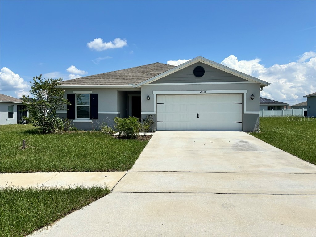 2300 Crossandra Street Mascotte FL 34753 L4947126 image1