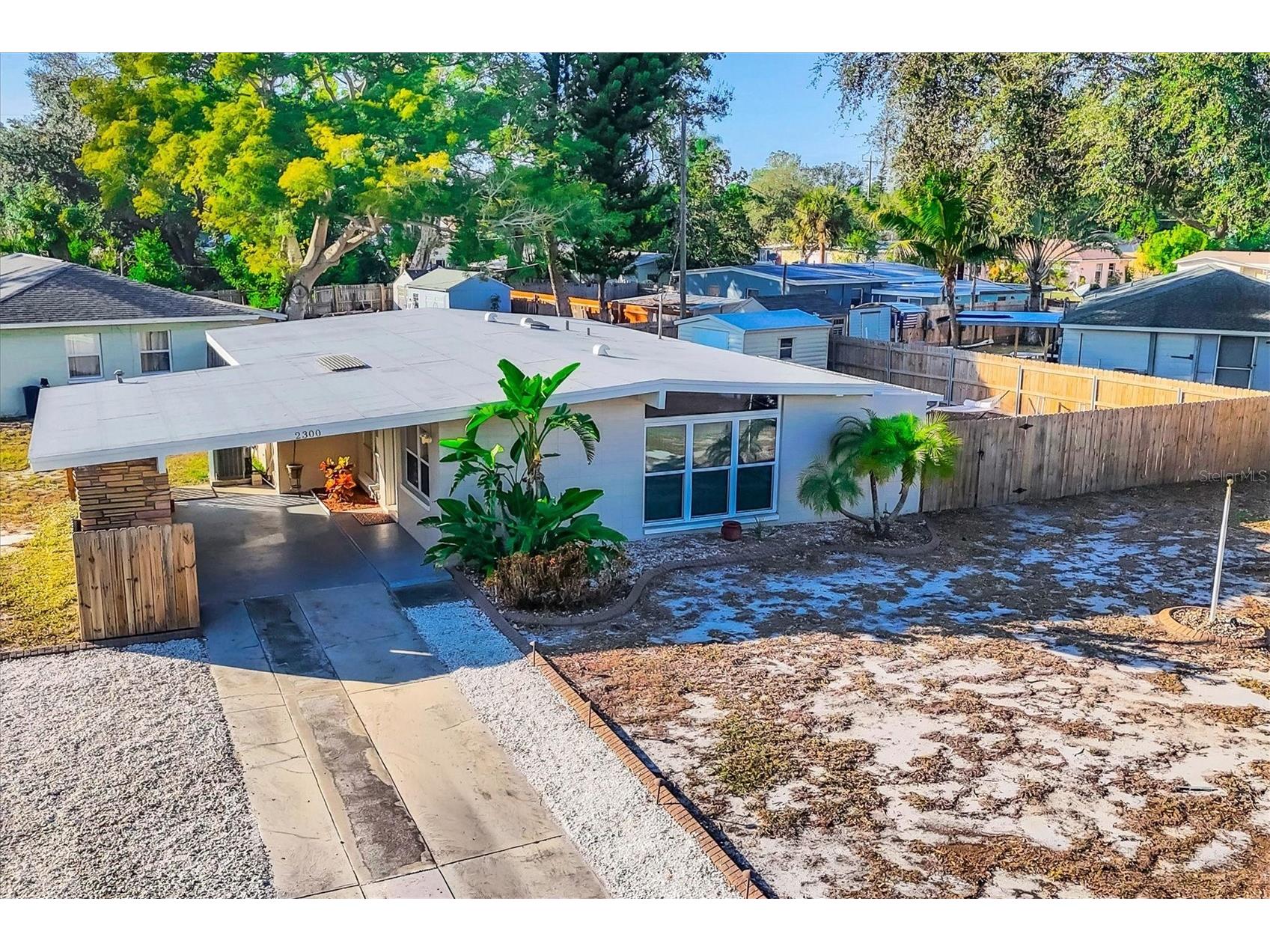 2300 Georgetown Road Bradenton FL 34207 A4677289 image1
