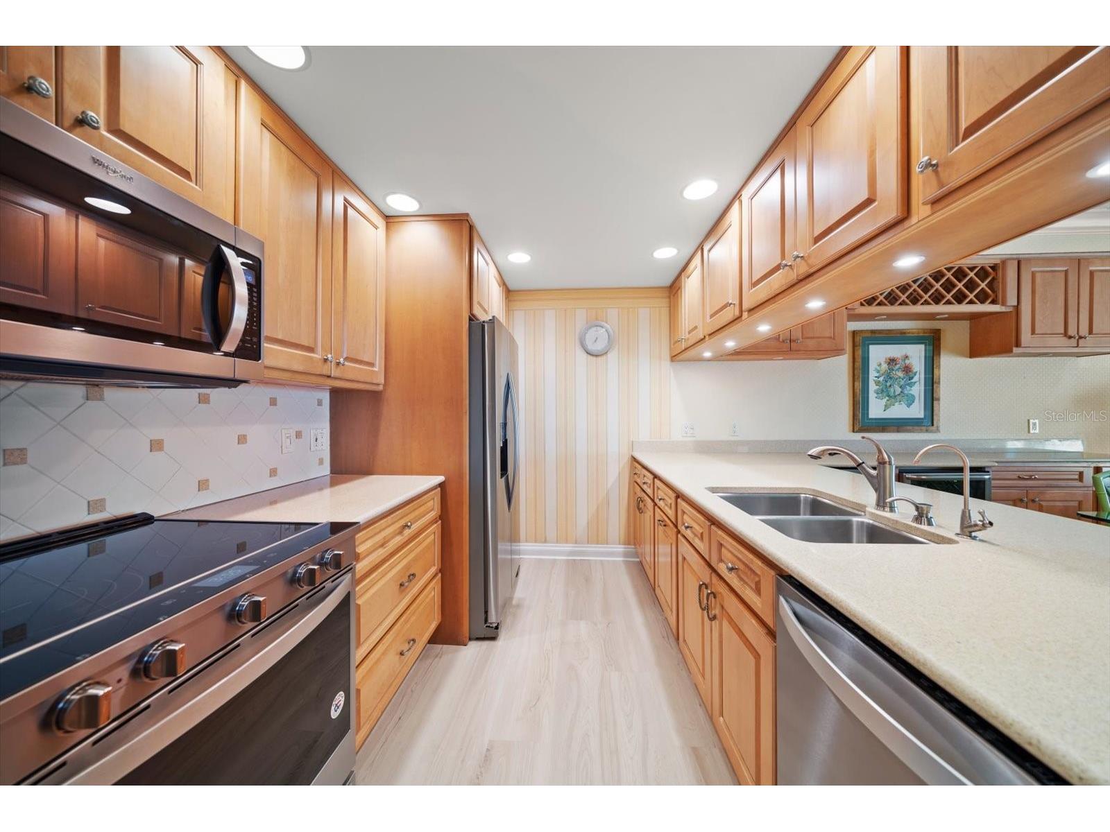 2300 Gulf Boulevard #D1 Belleair Beach FL 33786 - GULF TB8473306 image21