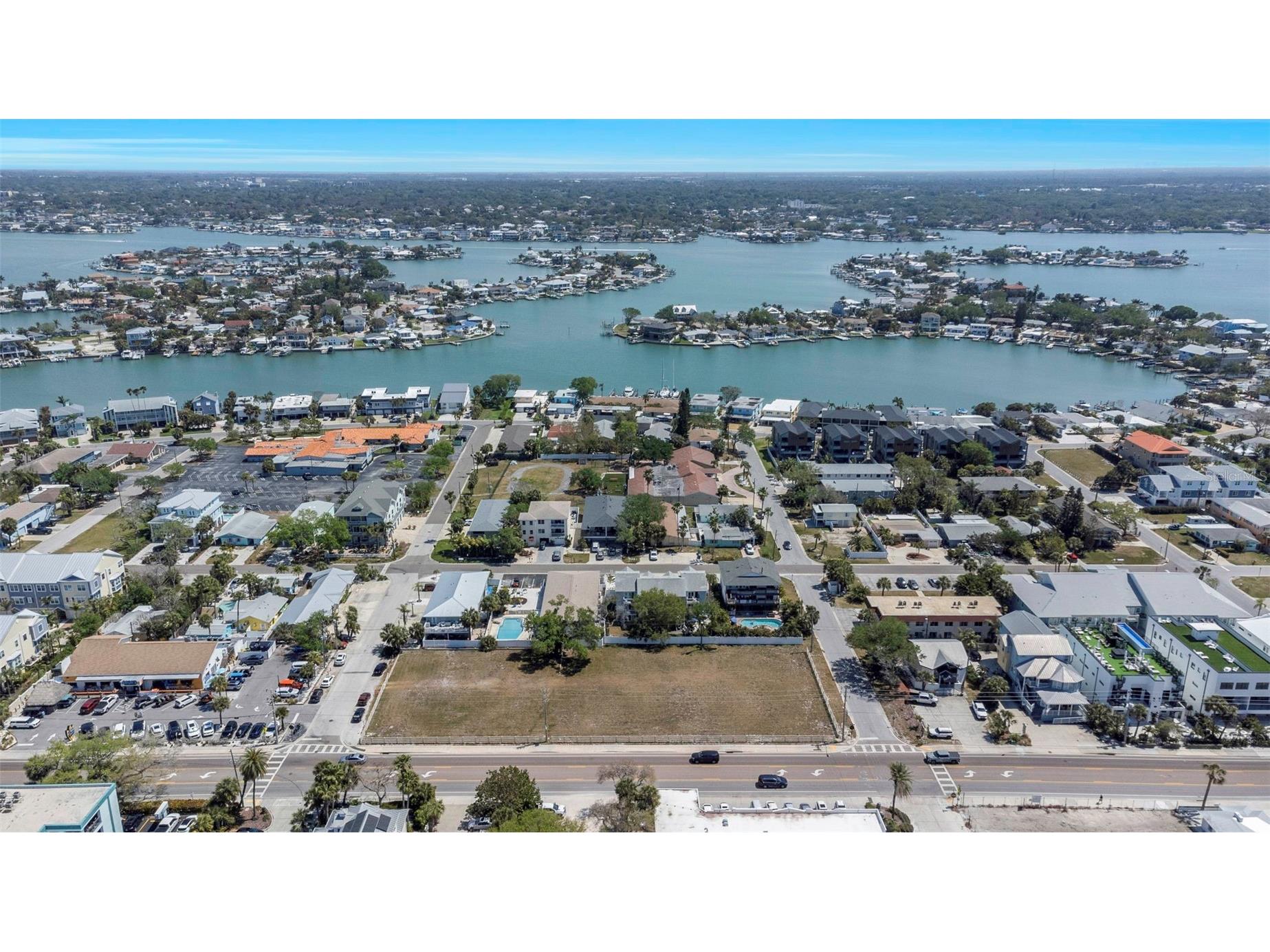 2300 Gulf Boulevard Indian Rocks Beach FL 33785 - GULF OF MEXICO TB8515235 image2