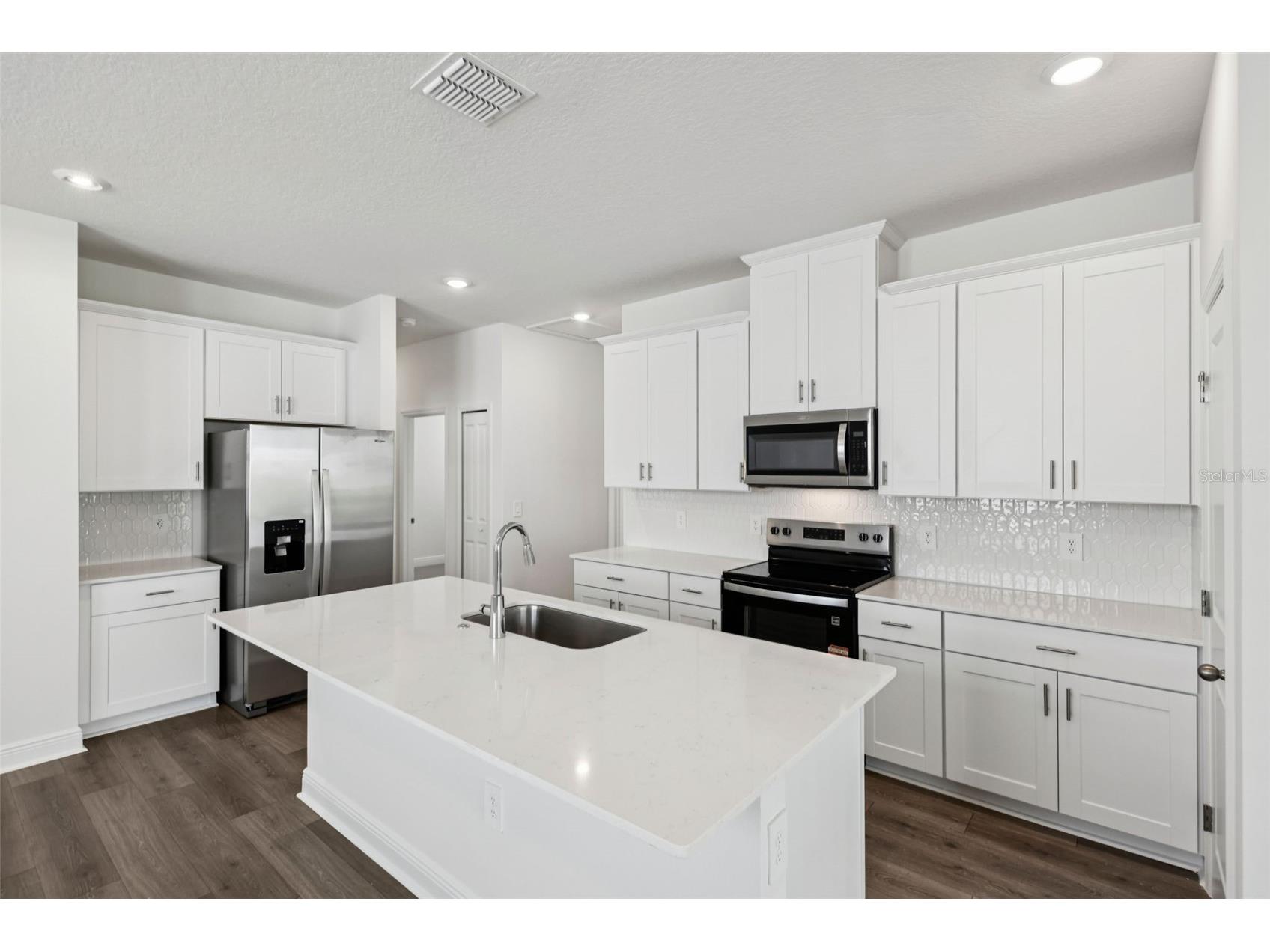 2300 Hen Road Minneola FL 34715 O6373560 image12