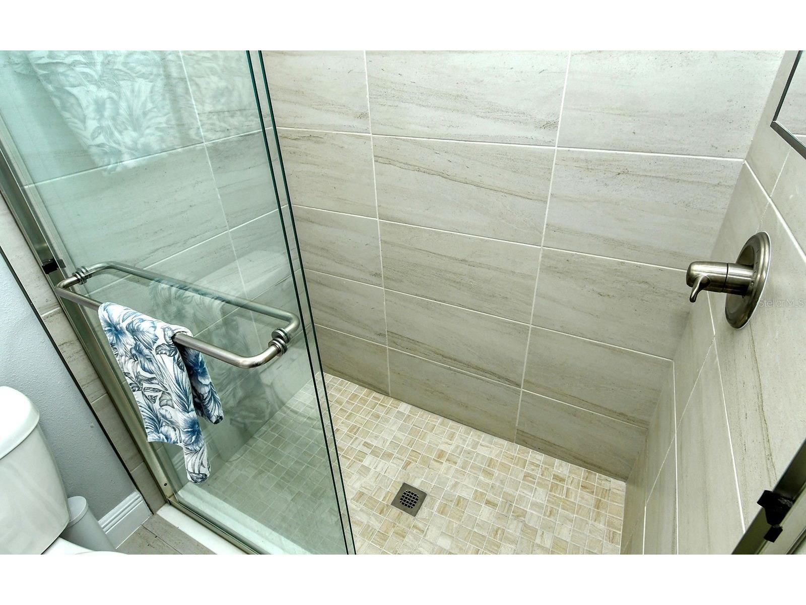 2300 Lindstrom Street Sarasota FL 34237 A4693299 image17