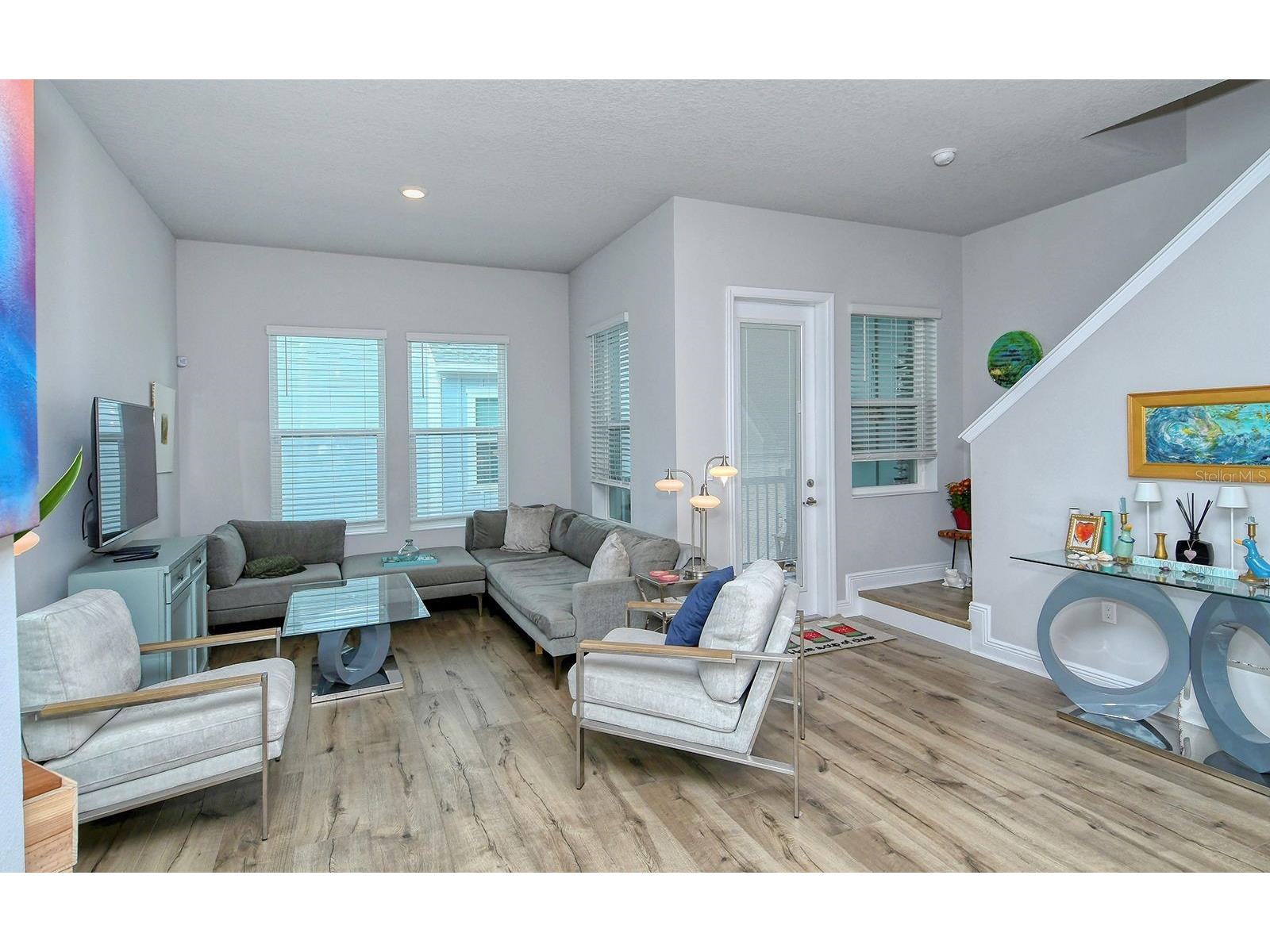 2300 Lindstrom Street Sarasota FL 34237 A4693299 image21
