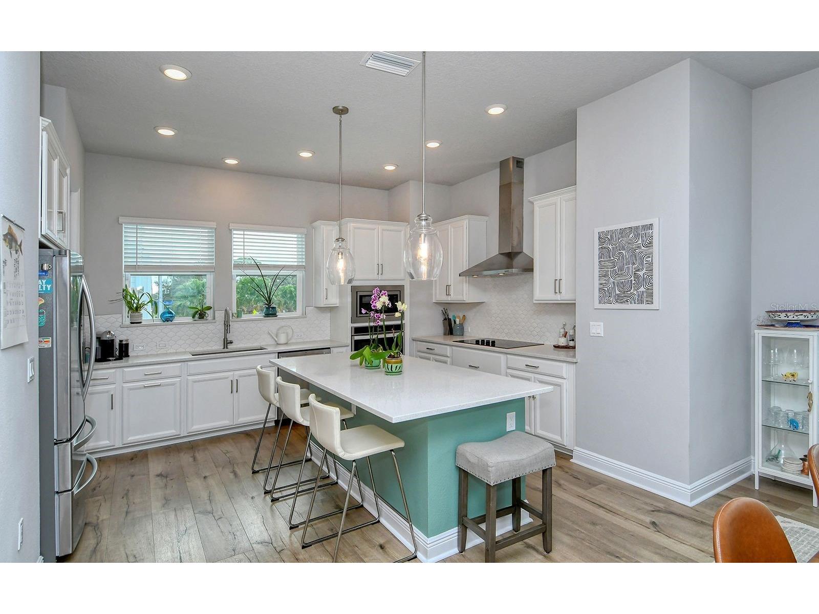 2300 Lindstrom Street Sarasota FL 34237 A4693299 image28