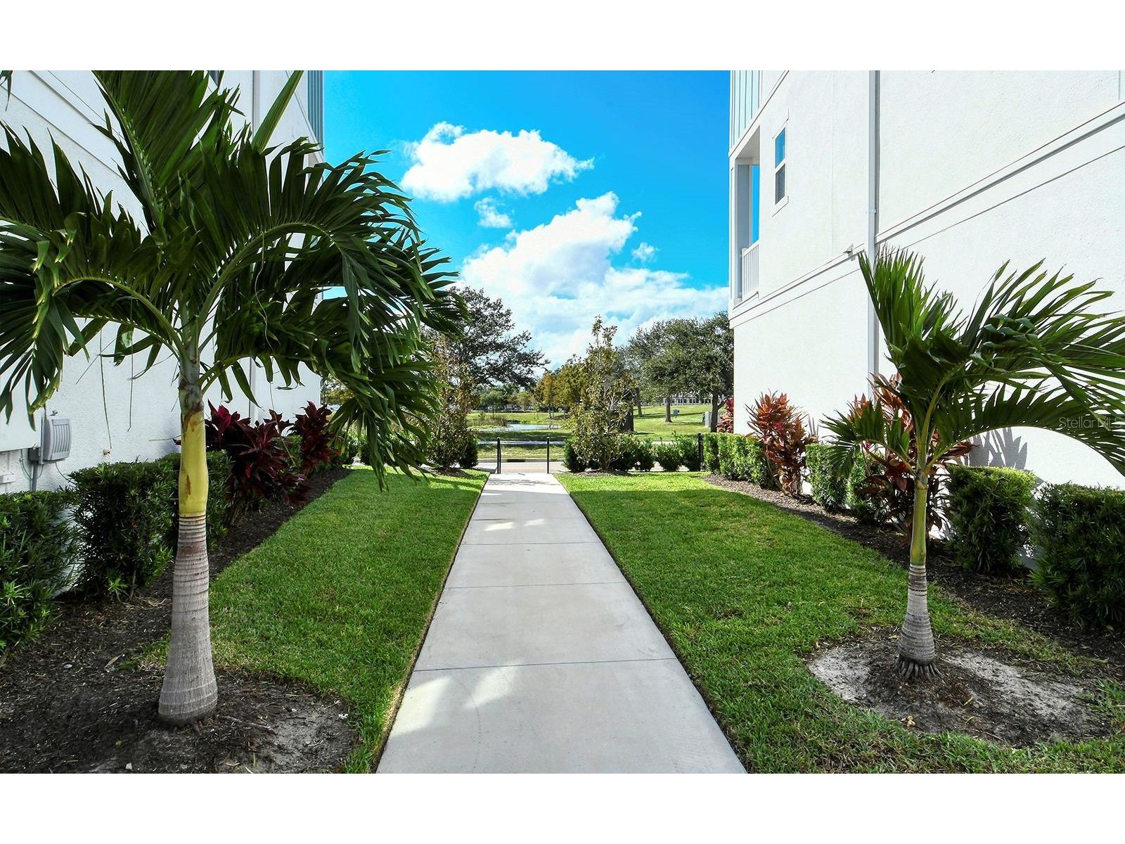 2300 Lindstrom Street Sarasota FL 34237 A4693299 image46