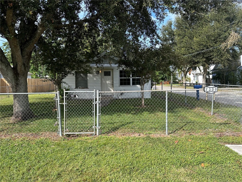 2300 S Brown Avenue Orlando FL 32806 S5093648 image1