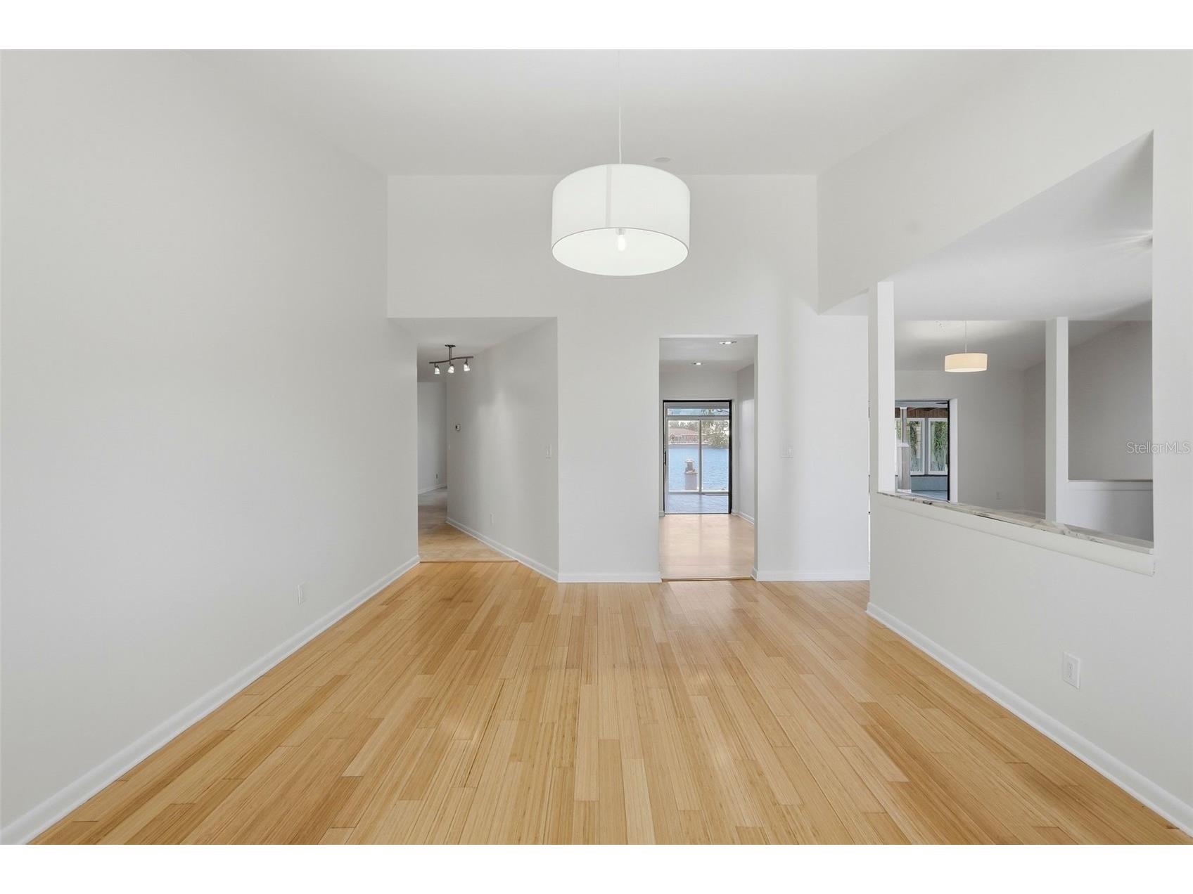 2300 S Shore Drive SE Saint Petersburg FL 33705 TB8504706 image11