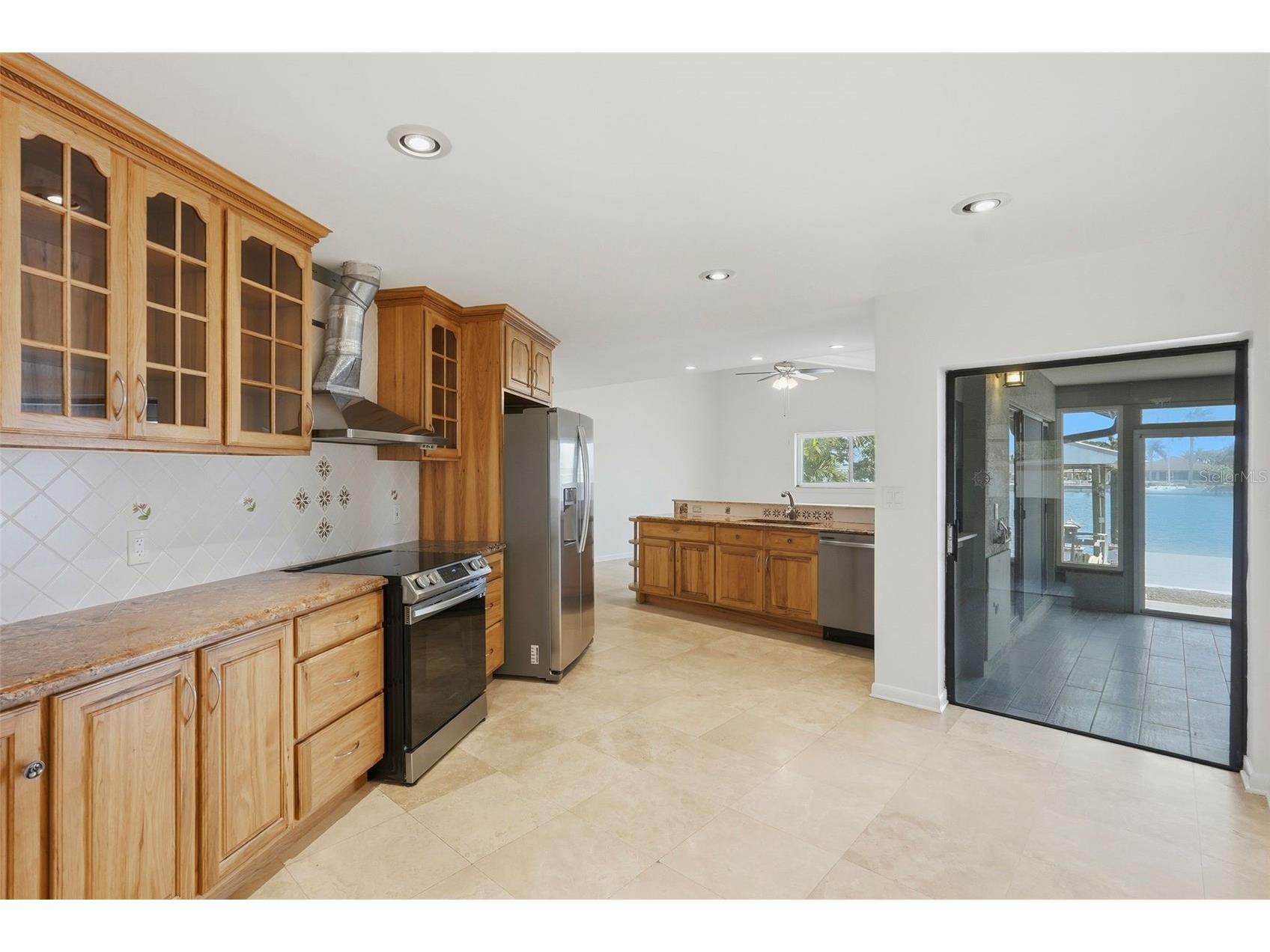 2300 S Shore Drive SE Saint Petersburg FL 33705 TB8504706 image16