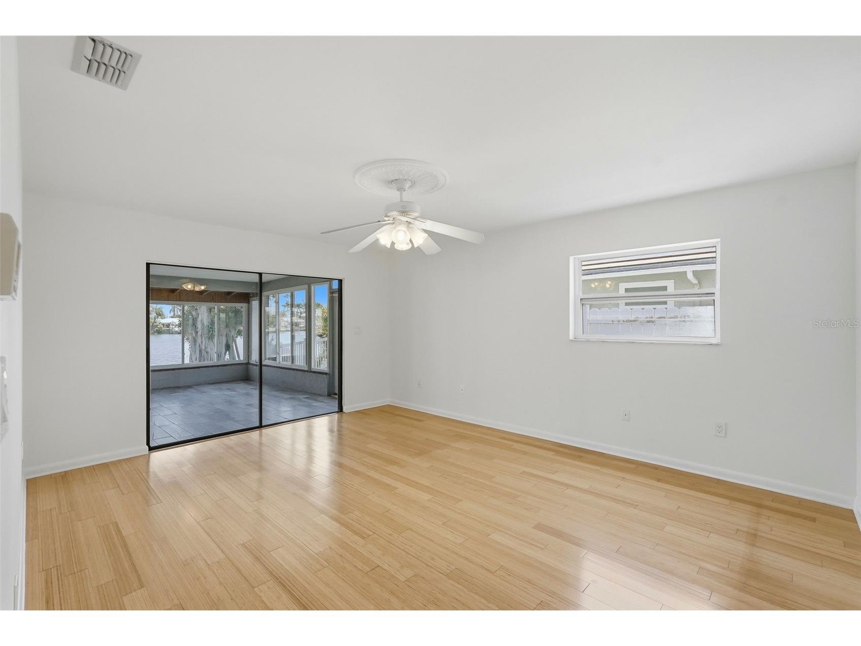 2300 S Shore Drive SE Saint Petersburg FL 33705 TB8504706 image22