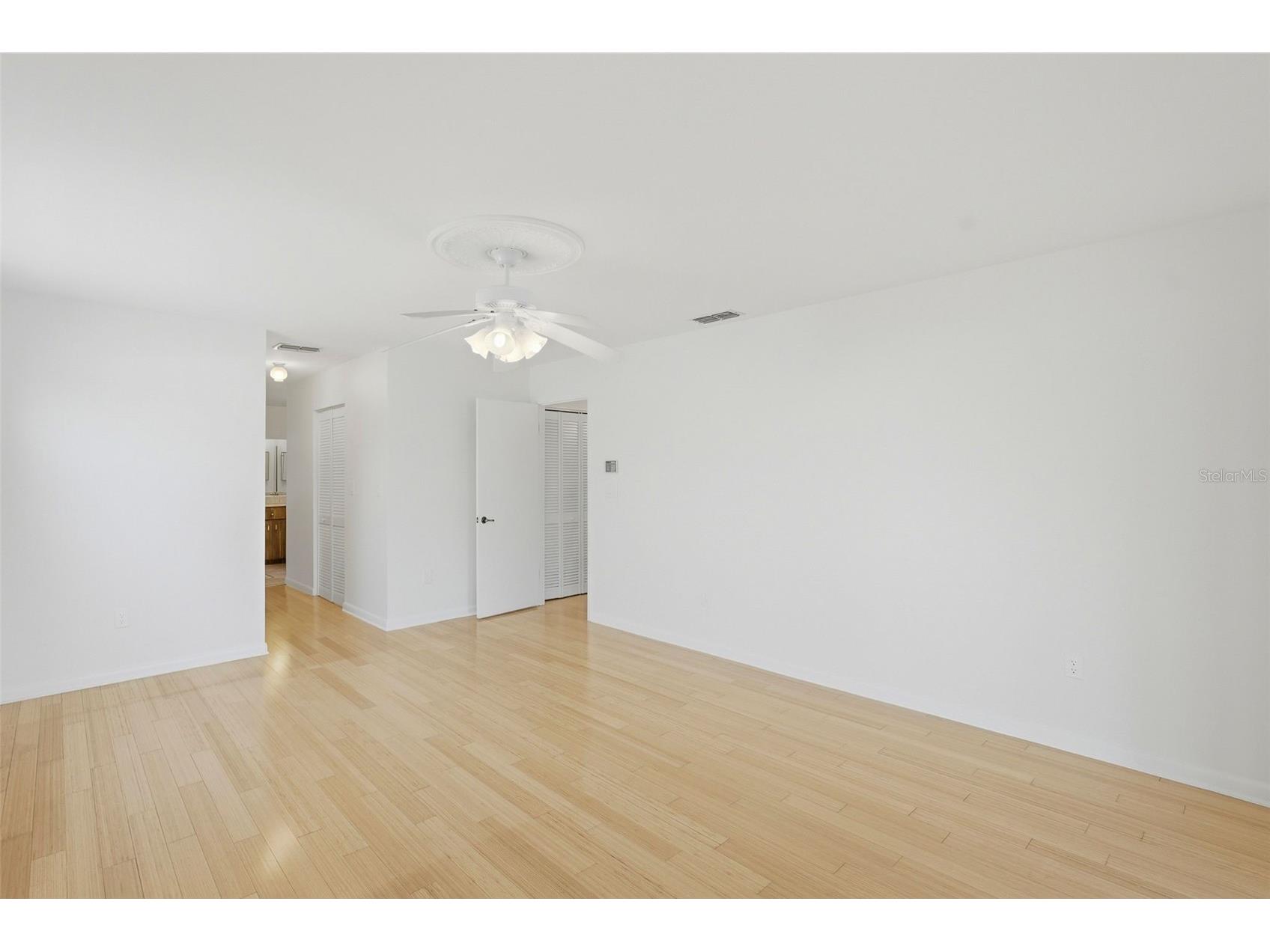 2300 S Shore Drive SE Saint Petersburg FL 33705 TB8504706 image23