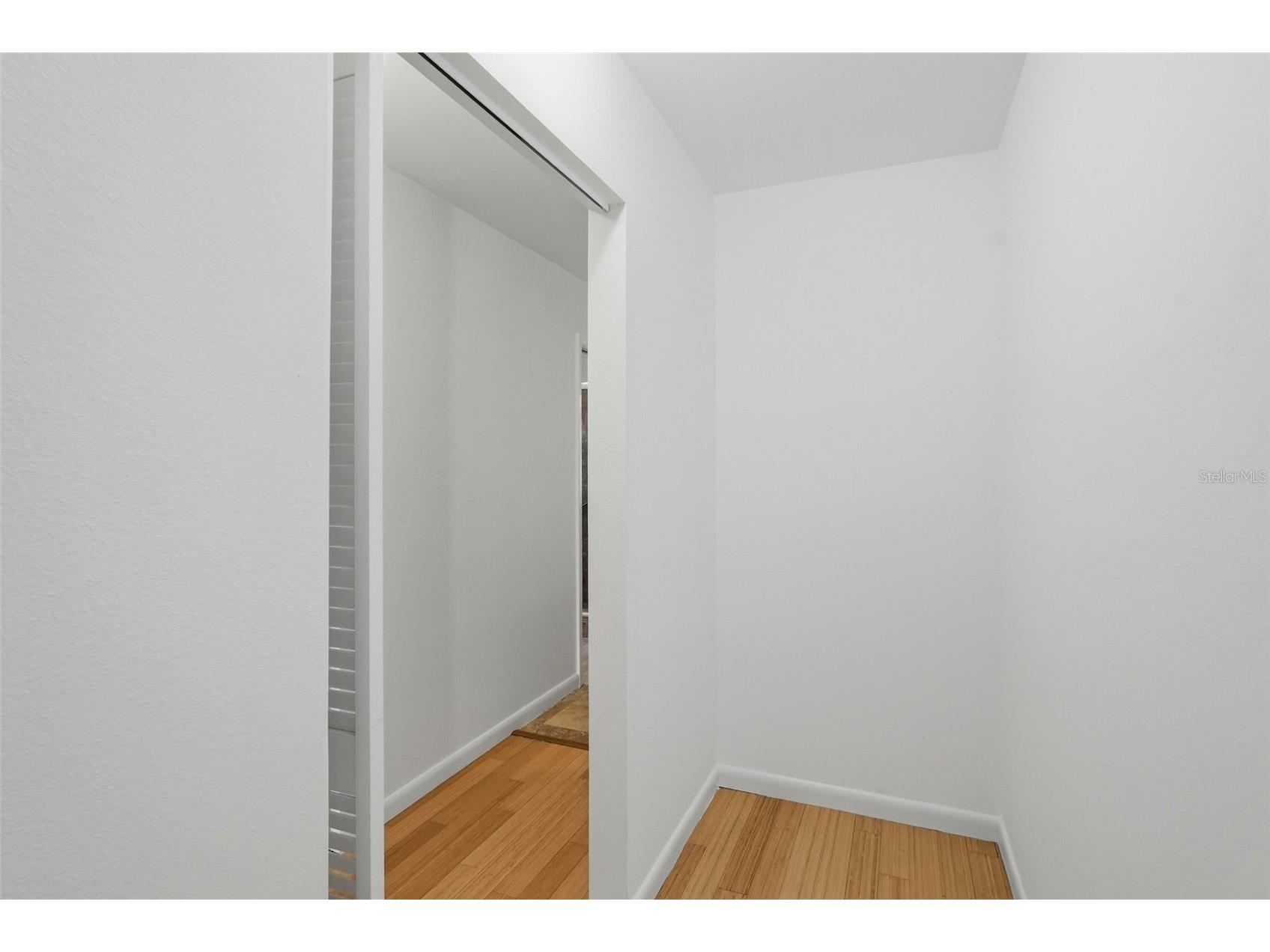 2300 S Shore Drive SE Saint Petersburg FL 33705 TB8504706 image26
