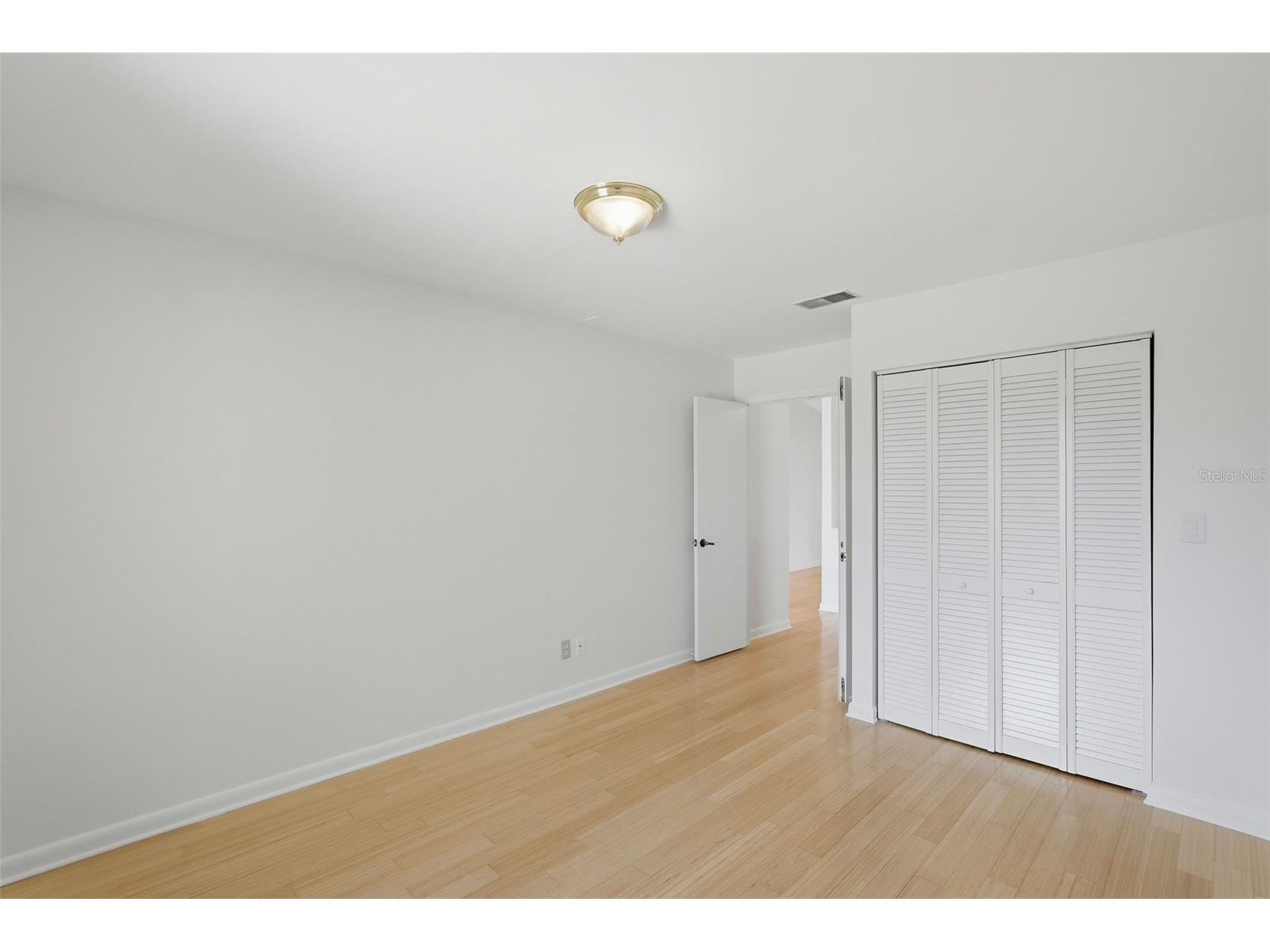 2300 S Shore Drive SE Saint Petersburg FL 33705 TB8504706 image27