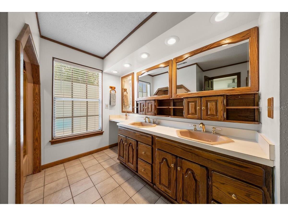 2300 SE 38th Court Ocala FL 34471 OM726151 image21