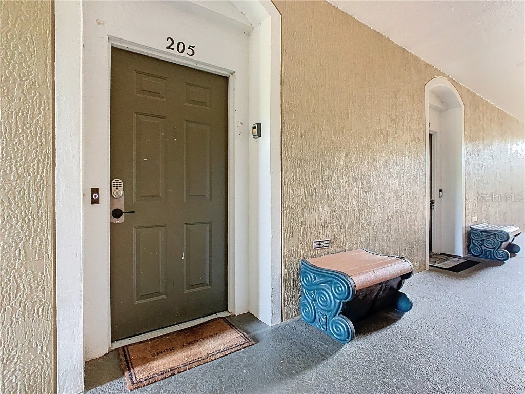 2300 Silver Palm Drive #205 Kissimmee FL 34747 O6343955 image2