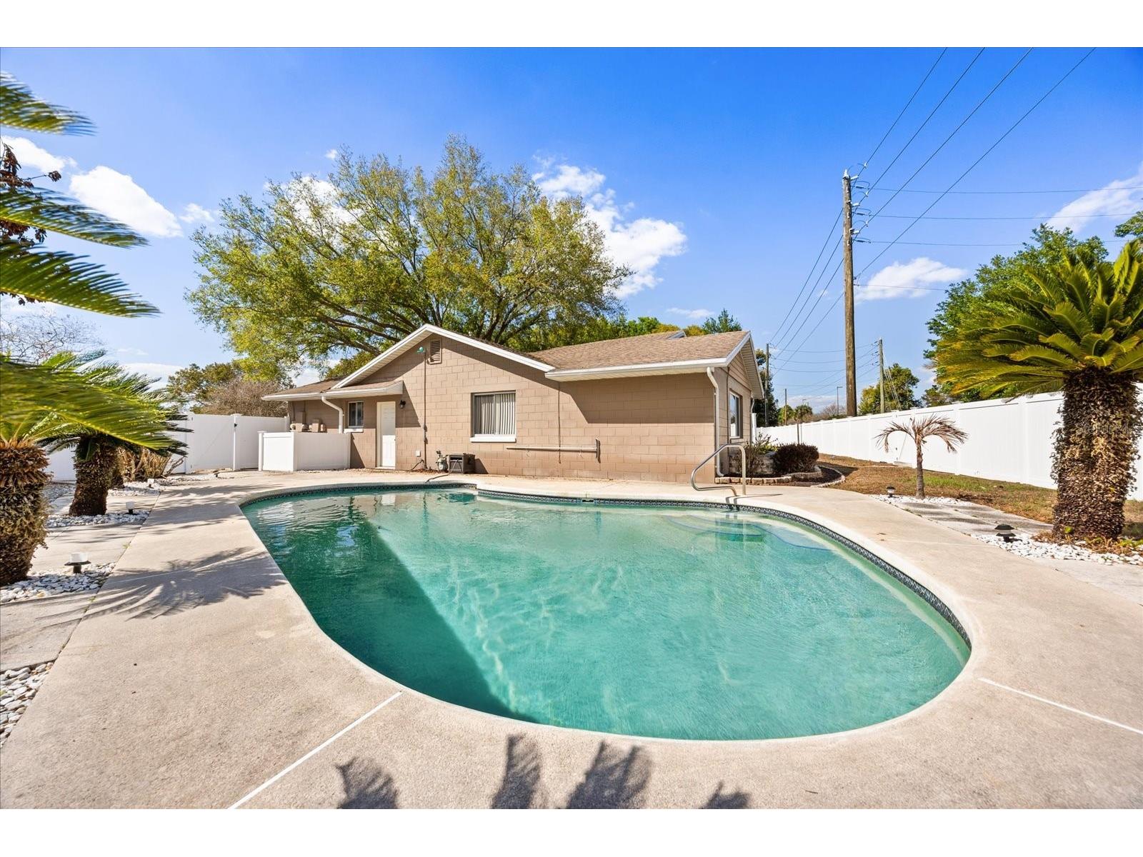 2300 Stepping Stone Court Orlando FL 32837 O6373576 image3