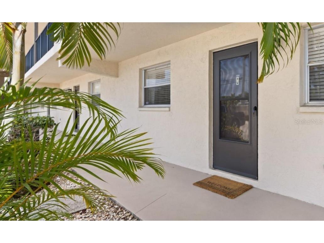 2300 Stickney Point Rd Road #104 Sarasota FL 34231 A4630488 image1