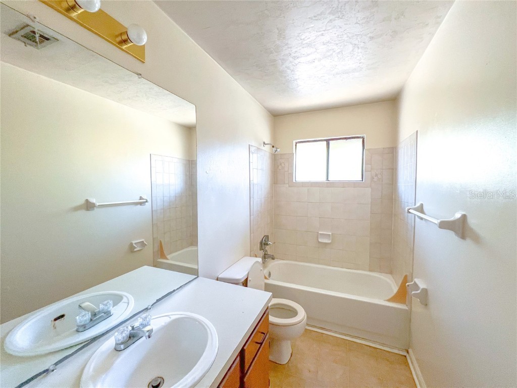 2300 SW 43rd Street #K3 Gainesville FL 32607 GC534370 image6