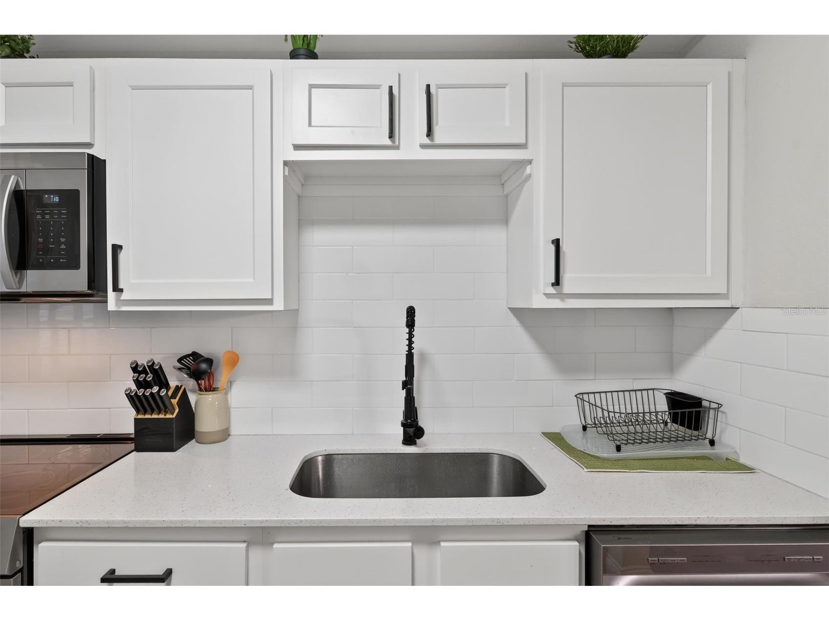 2301 14th Avenue N Saint Petersburg FL 33713 TB8473250 image10