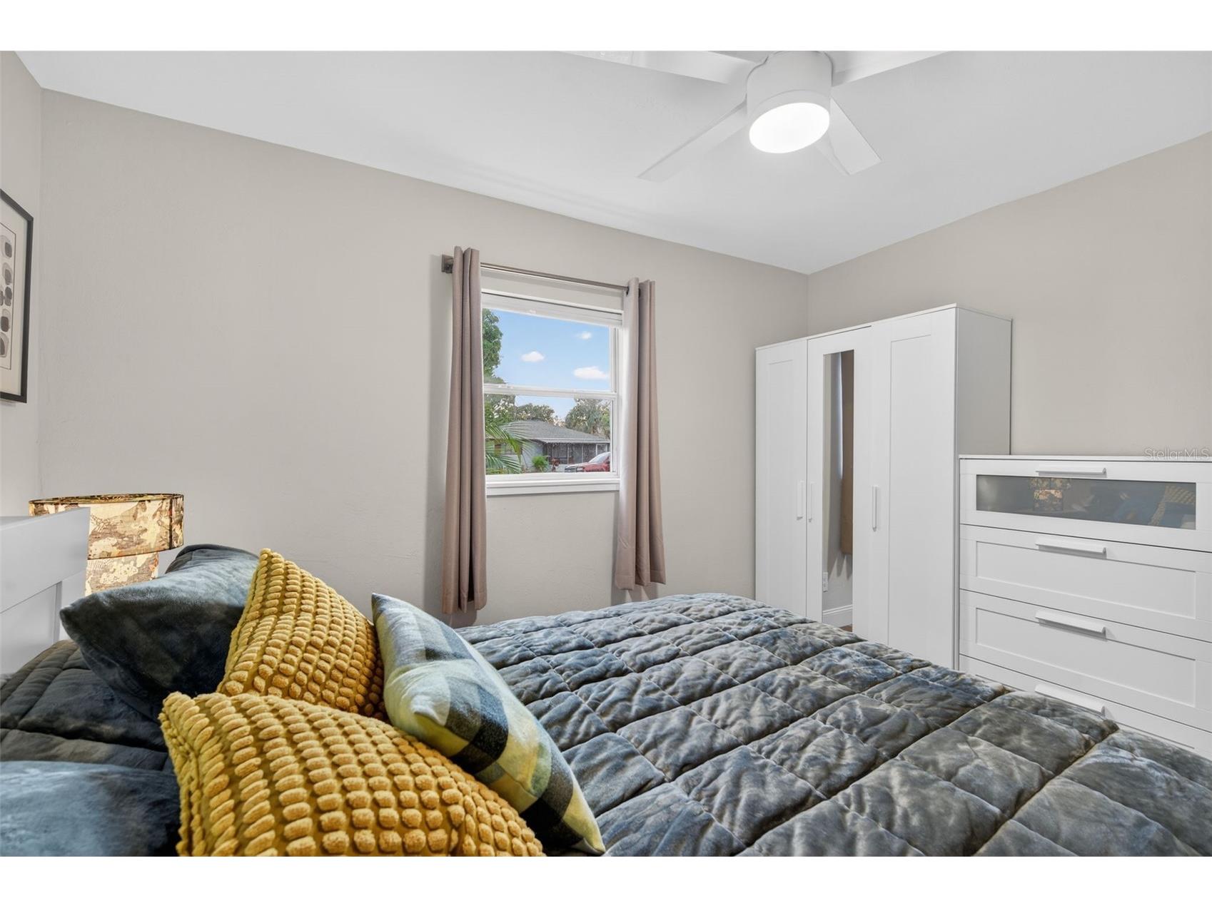 2301 14th Avenue N Saint Petersburg FL 33713 TB8473250 image14