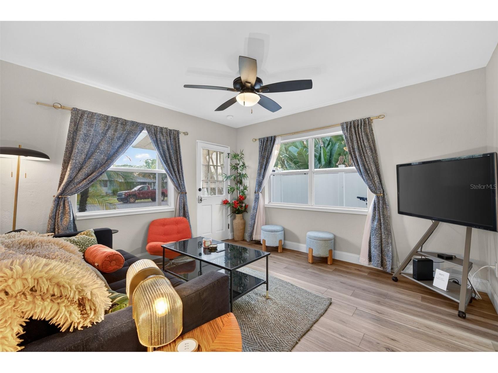 2301 14th Avenue N Saint Petersburg FL 33713 TB8473250 image5