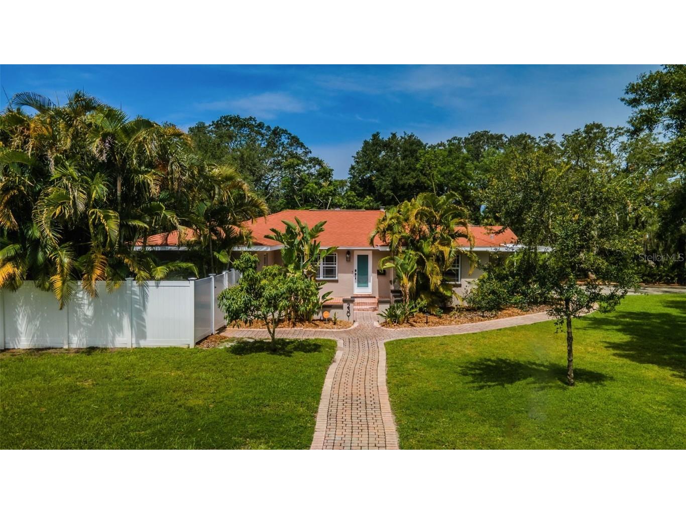 2301 1st Street S Saint Petersburg FL 33705 U8204538 image1