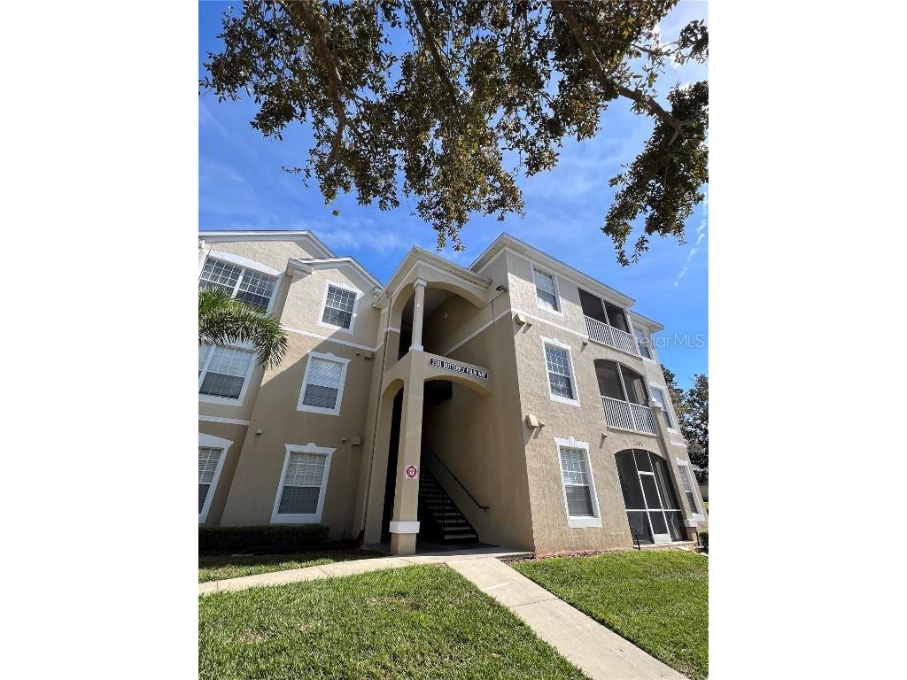 2301 Butterfly Palm Way #304 Kissimmee FL 34747 O6093656 image1