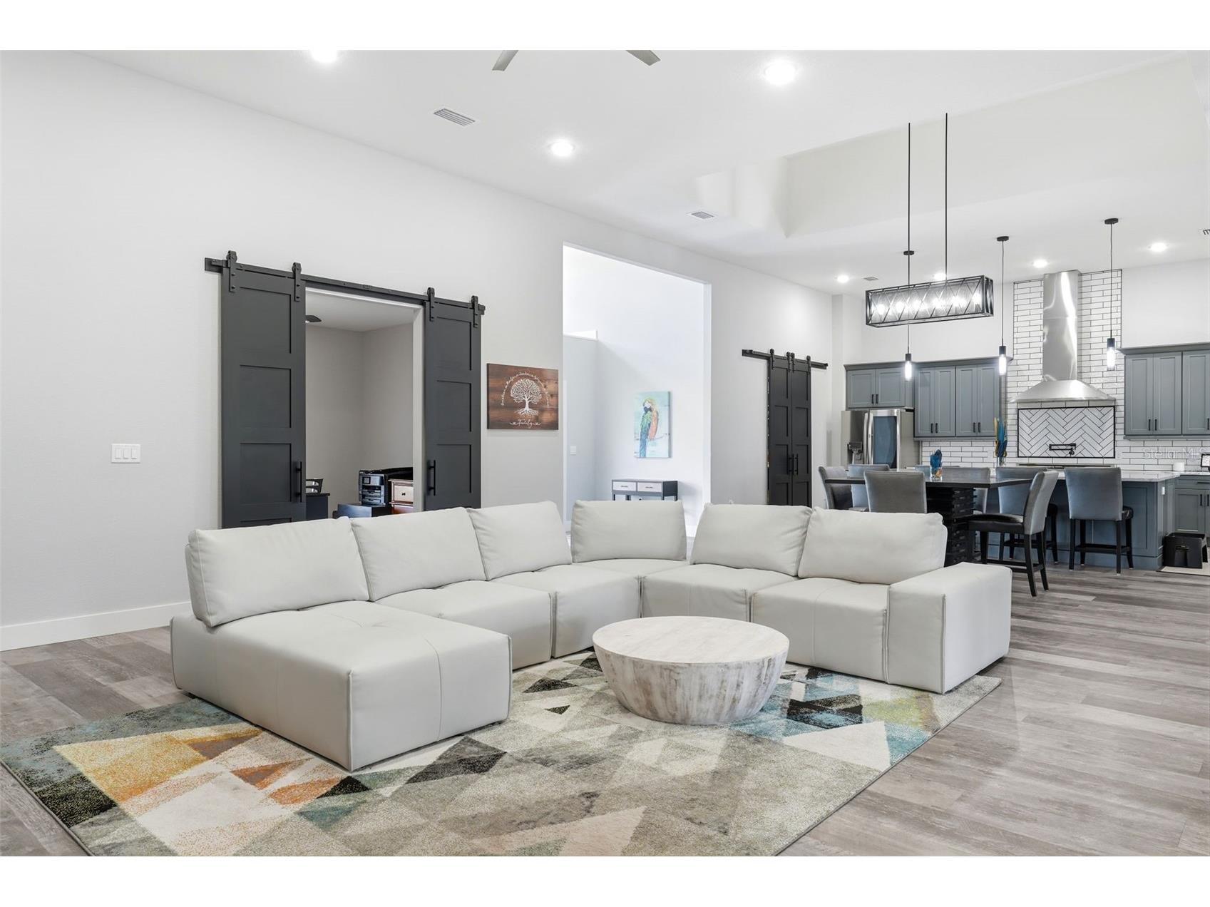 2301 C 478a Webster FL 33597 G5110733 image26