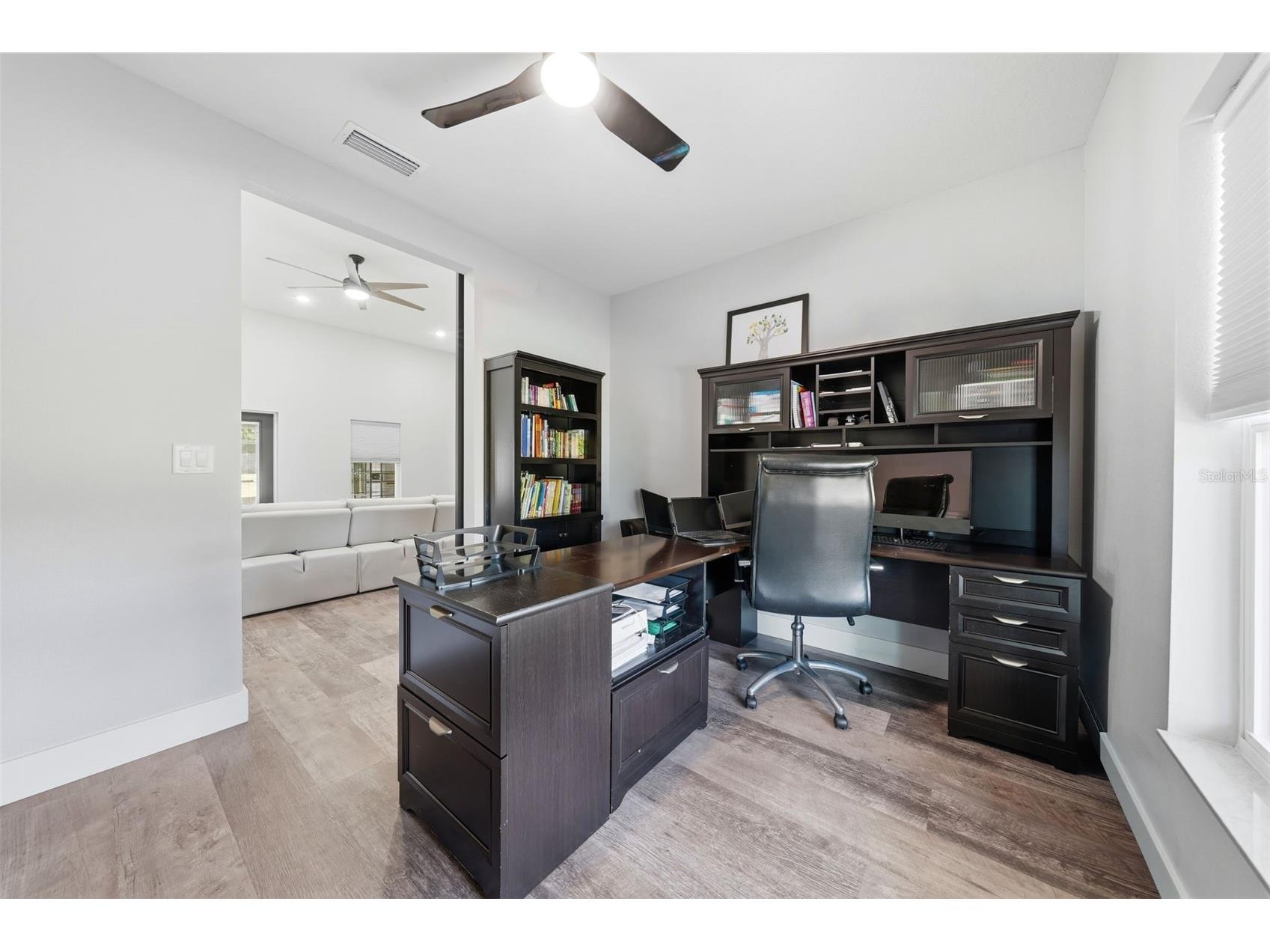 2301 C 478a Webster FL 33597 G5110733 image40