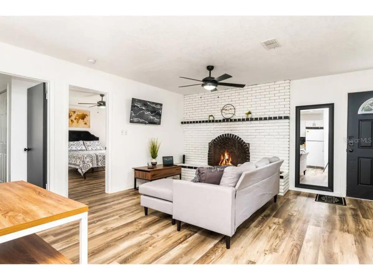 2301 Carlton Drive Orlando FL 32806 O6381659 image3