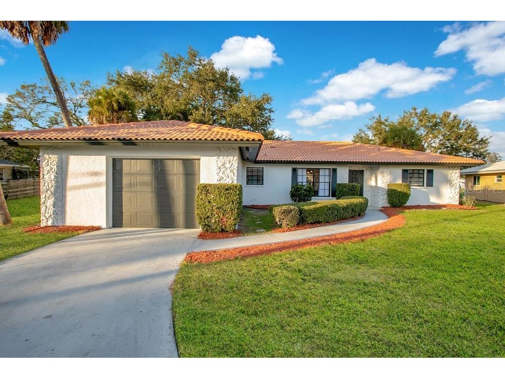 2301 Cass Street Sarasota FL 34231 A4588192 image1