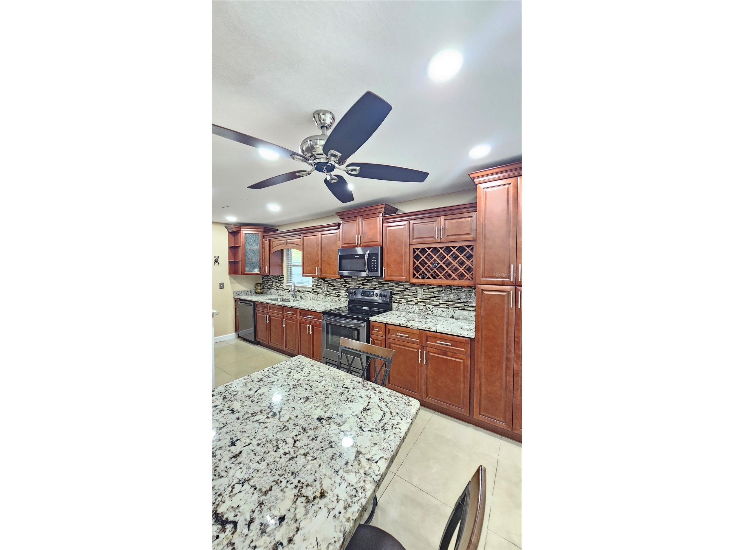 2301 E Colby Lane Tampa FL 33612 TB8479362 image11