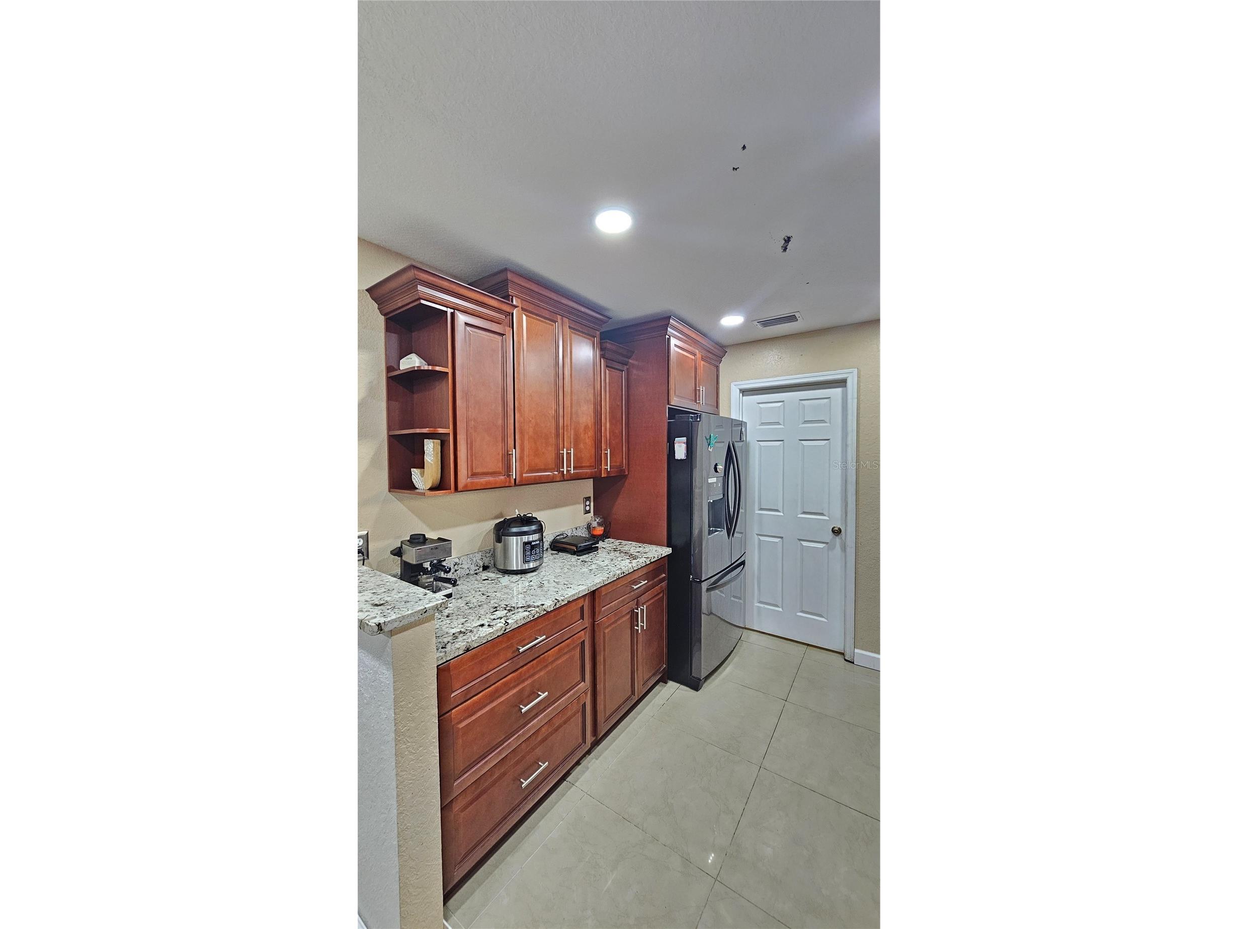 2301 E Colby Lane Tampa FL 33612 TB8479362 image14