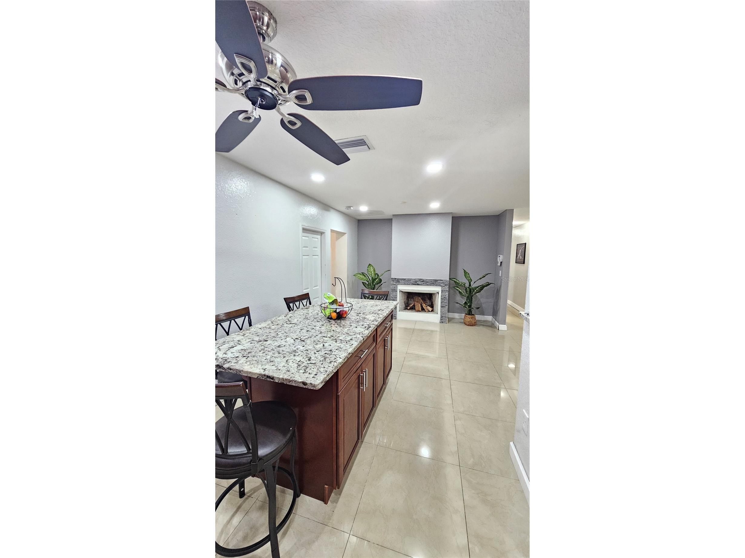 2301 E Colby Lane Tampa FL 33612 TB8479362 image9