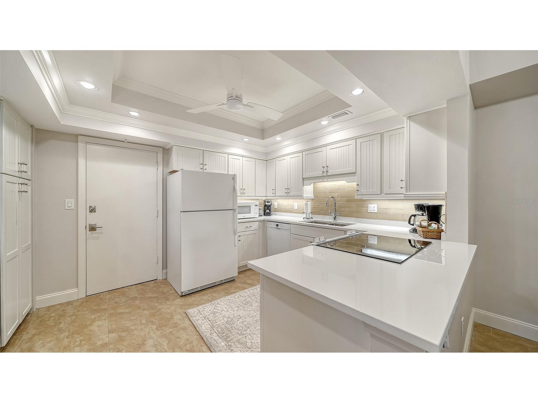 2301 Gulf Of Mexico Drive #12N AND 11N Longboat Key FL 34228 - GULF OF MEXICO A4675054 image25