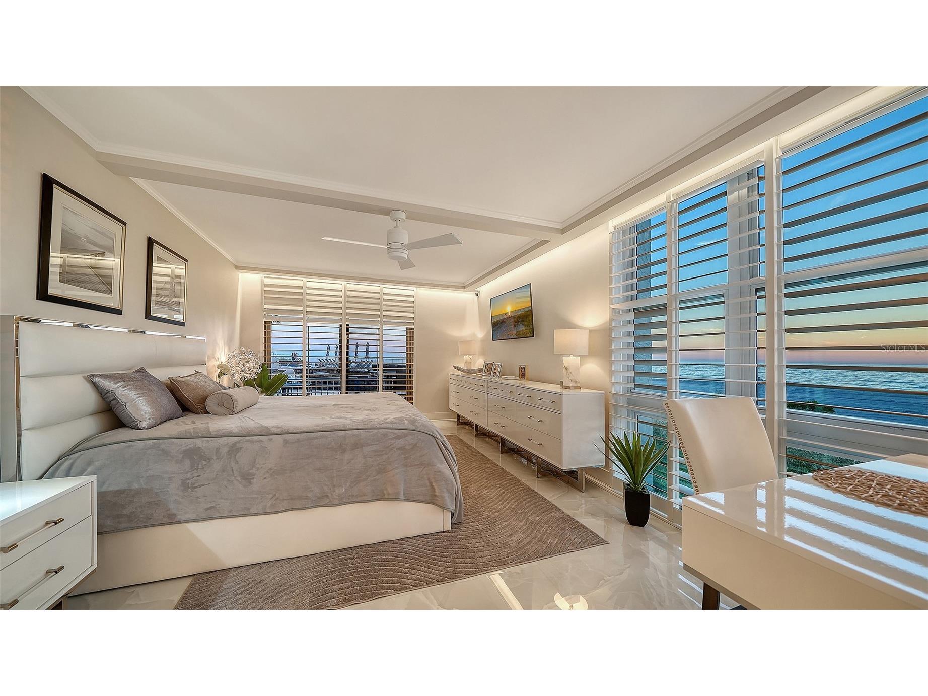 2301 Gulf Of Mexico Drive #12N AND 11N Longboat Key FL 34228 - GULF OF MEXICO A4675054 image6