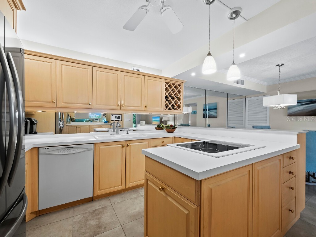 2301 Gulf Of Mexico Drive #25N Longboat Key FL 34228 - GULF OF AMERICA A4667153 image14