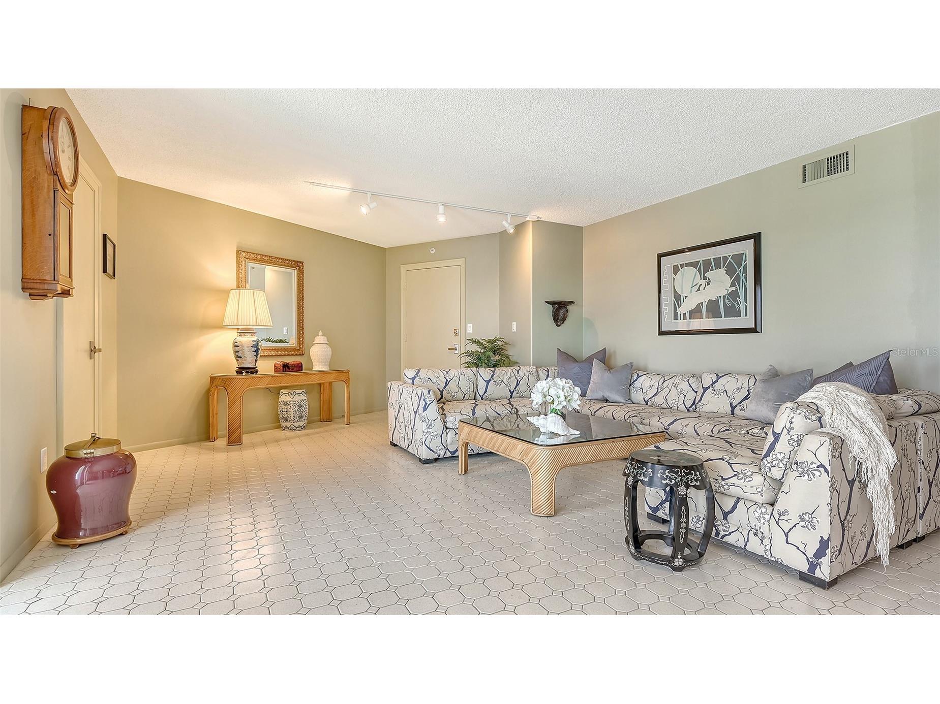 2301 Gulf Of Mexico Drive #33N Longboat Key FL 34228 A4695318 image6