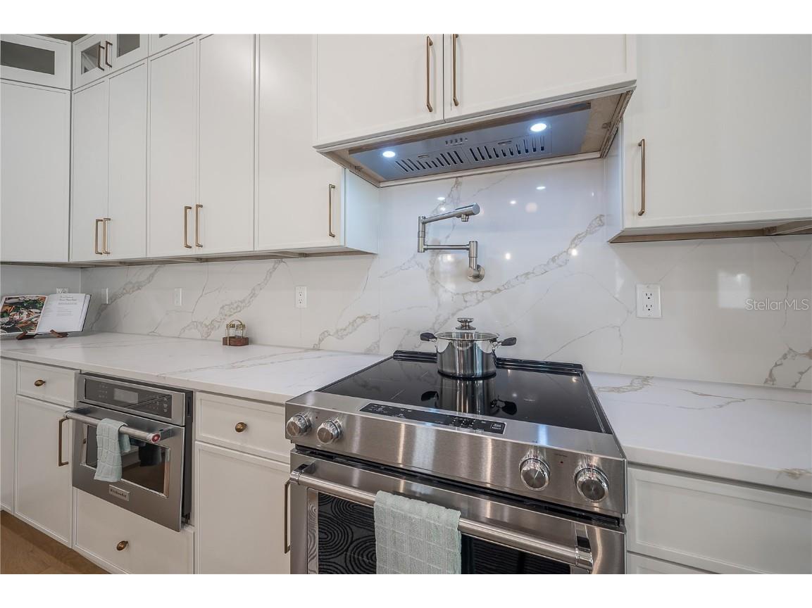 2301 N Ridgewood Avenue Tampa FL 33602 TB8387661 image17