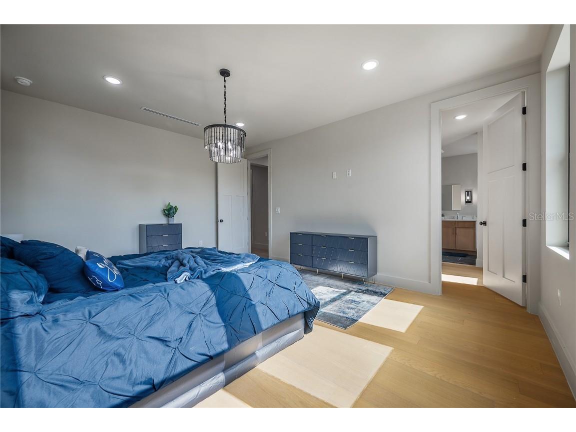 2301 N Ridgewood Avenue Tampa FL 33602 TB8387661 image29