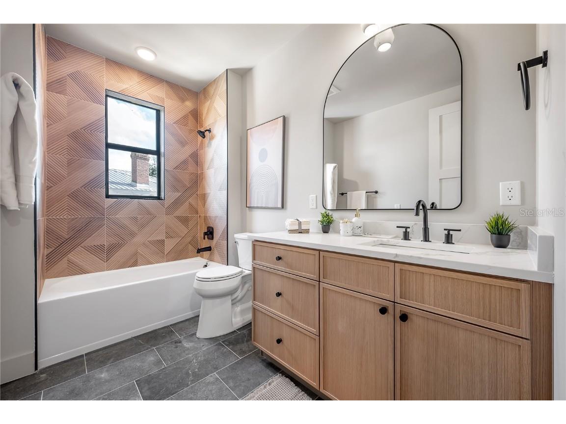 2301 N Ridgewood Avenue Tampa FL 33602 TB8387661 image36