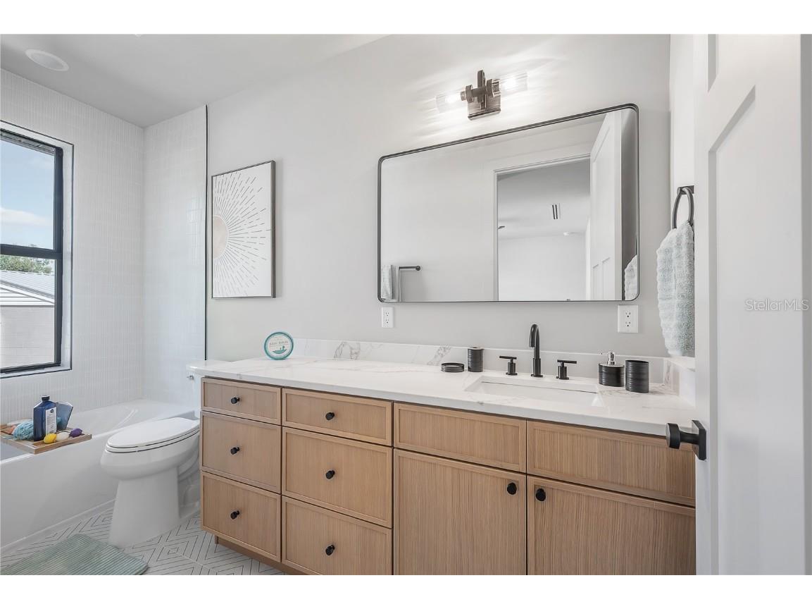 2301 N Ridgewood Avenue Tampa FL 33602 TB8387661 image40