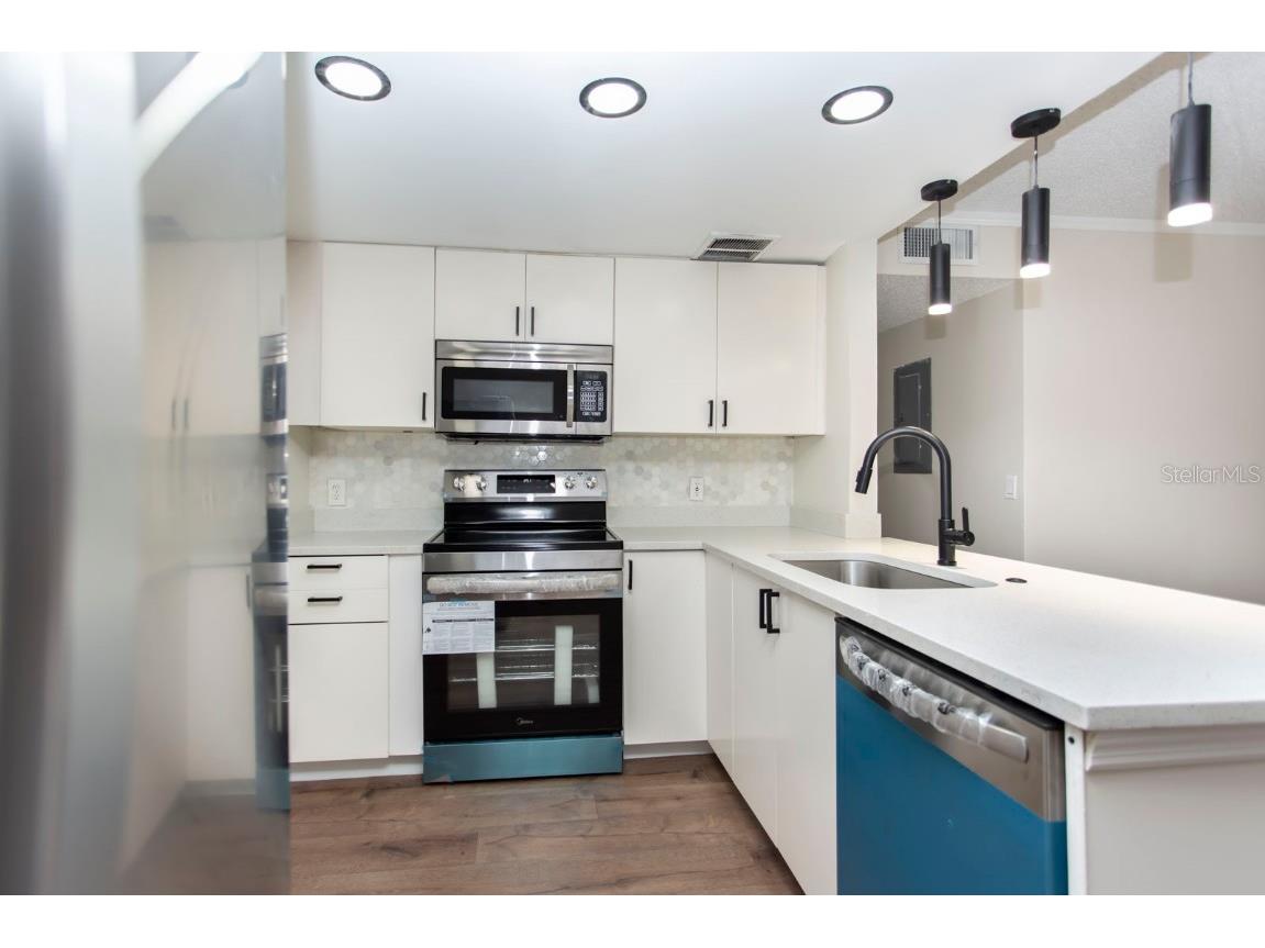 2301 Oak Park Way #101 Orlando FL 32822 W7880263 image12