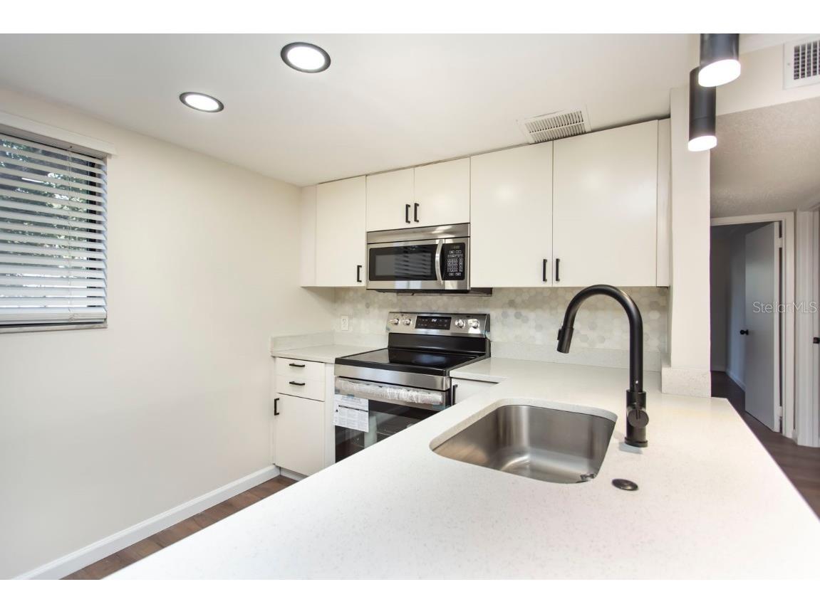 2301 Oak Park Way #101 Orlando FL 32822 W7880263 image14