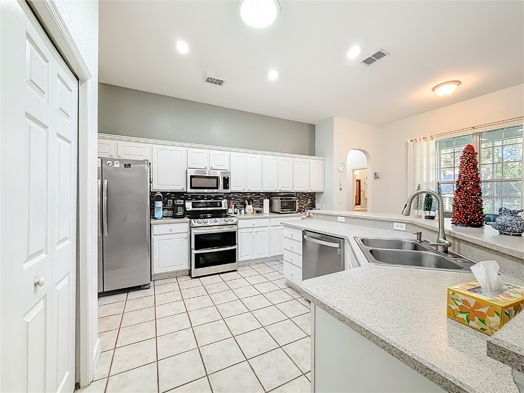 2301 SE 22nd Loop Ocala FL 34471 OM697364 image15