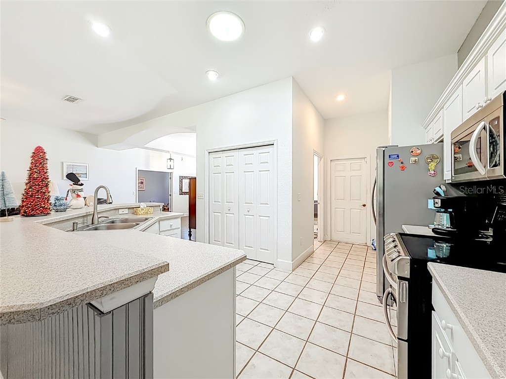 2301 SE 22nd Loop Ocala FL 34471 OM697364 image16