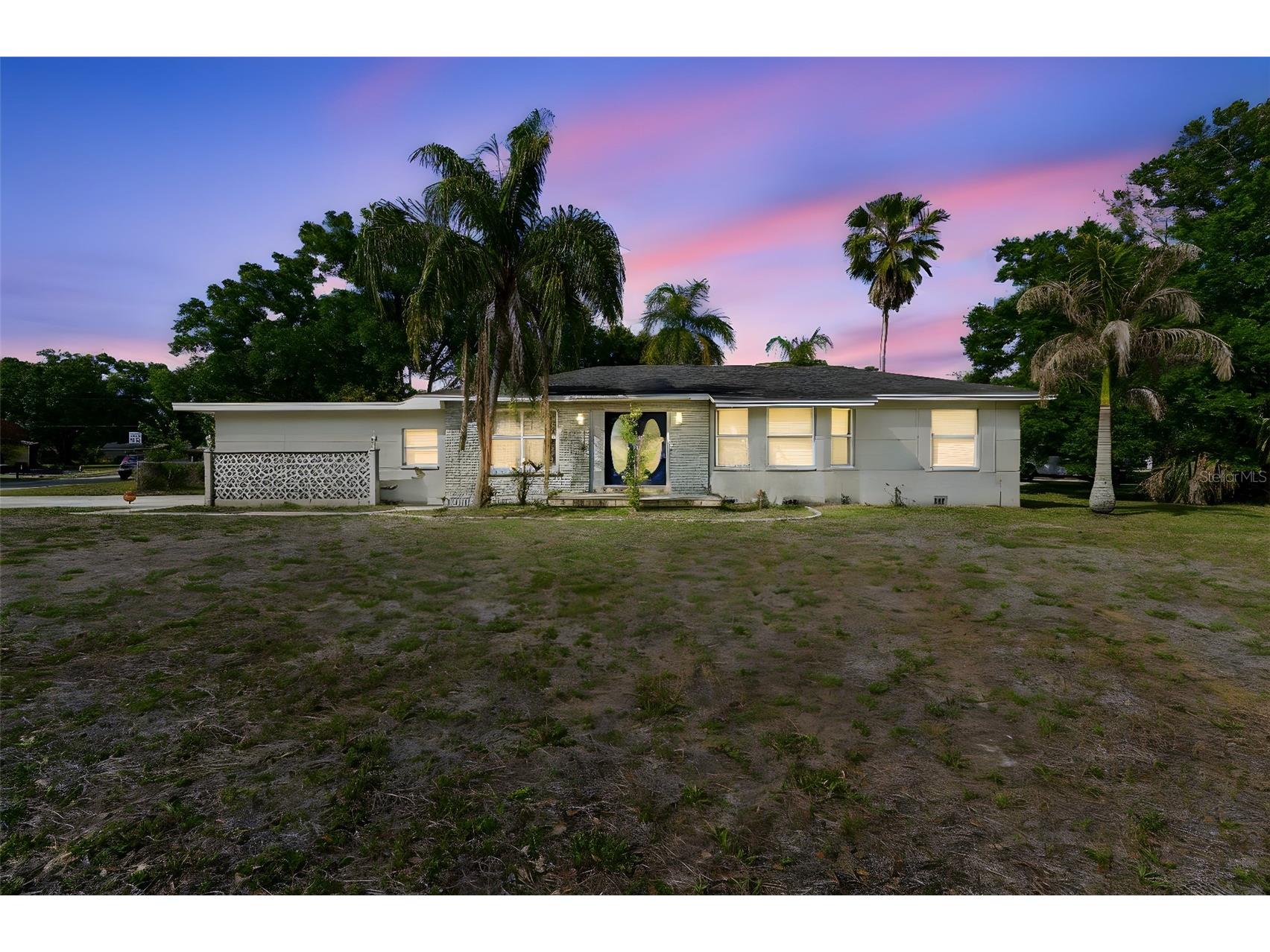 2301 W Eldred Drive Tampa FL 33603 TB8497558 image1