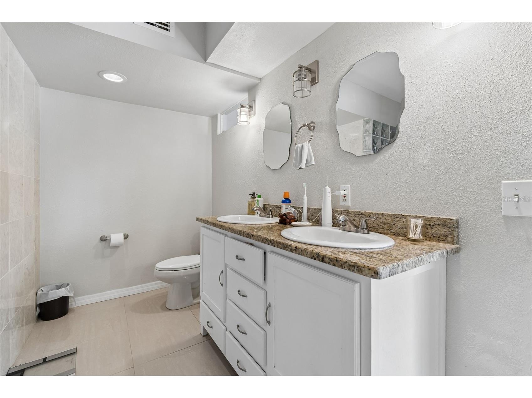 2301 W Eldred Drive Tampa FL 33603 TB8497558 image17