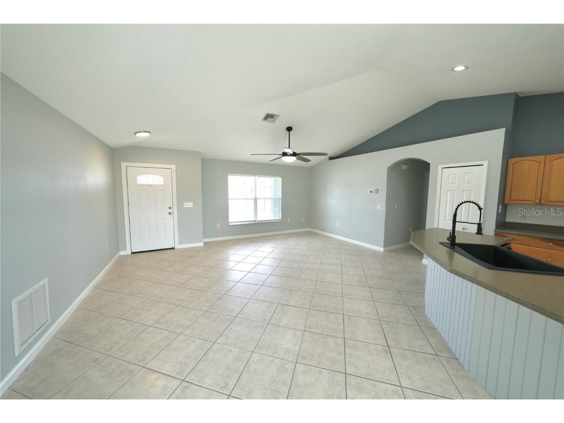 2301 Weatherford Drive Deltona FL 32738 O6342157 image3